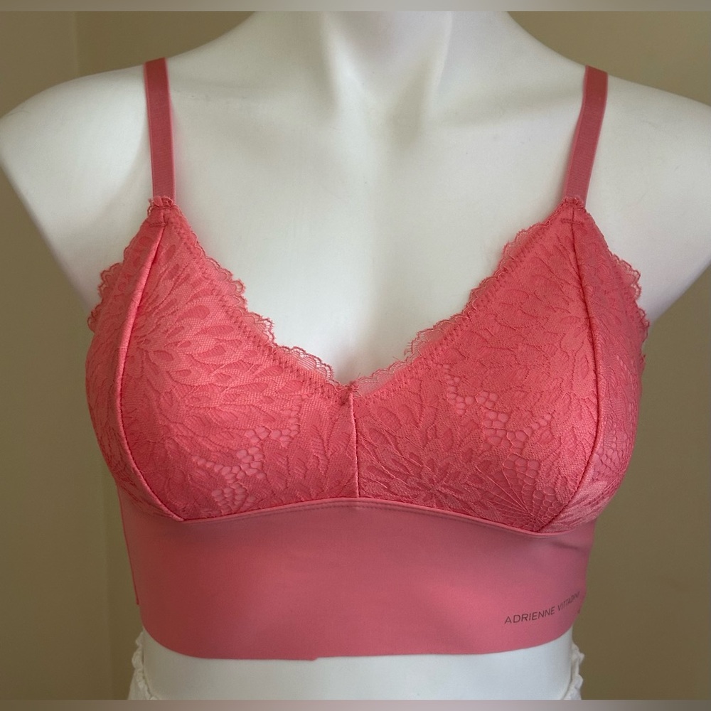 Adrienne Vittadini Pink  Lace Bralette Adjustable straps & removal pads Sz M